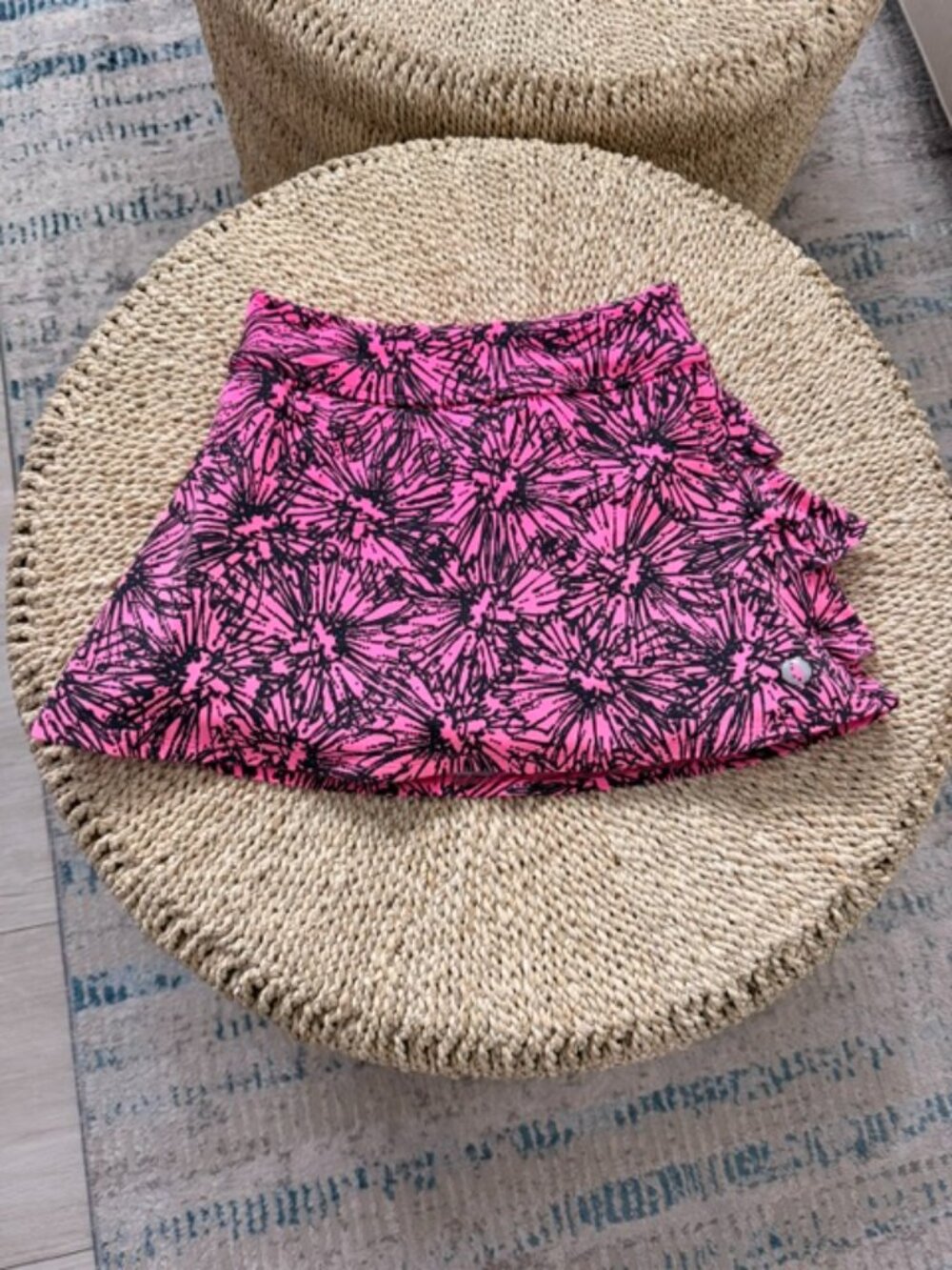Dona Jo Shakira Hot Pink and Black Tennis/Golf Skirt/Skort, Size 1 (Small)